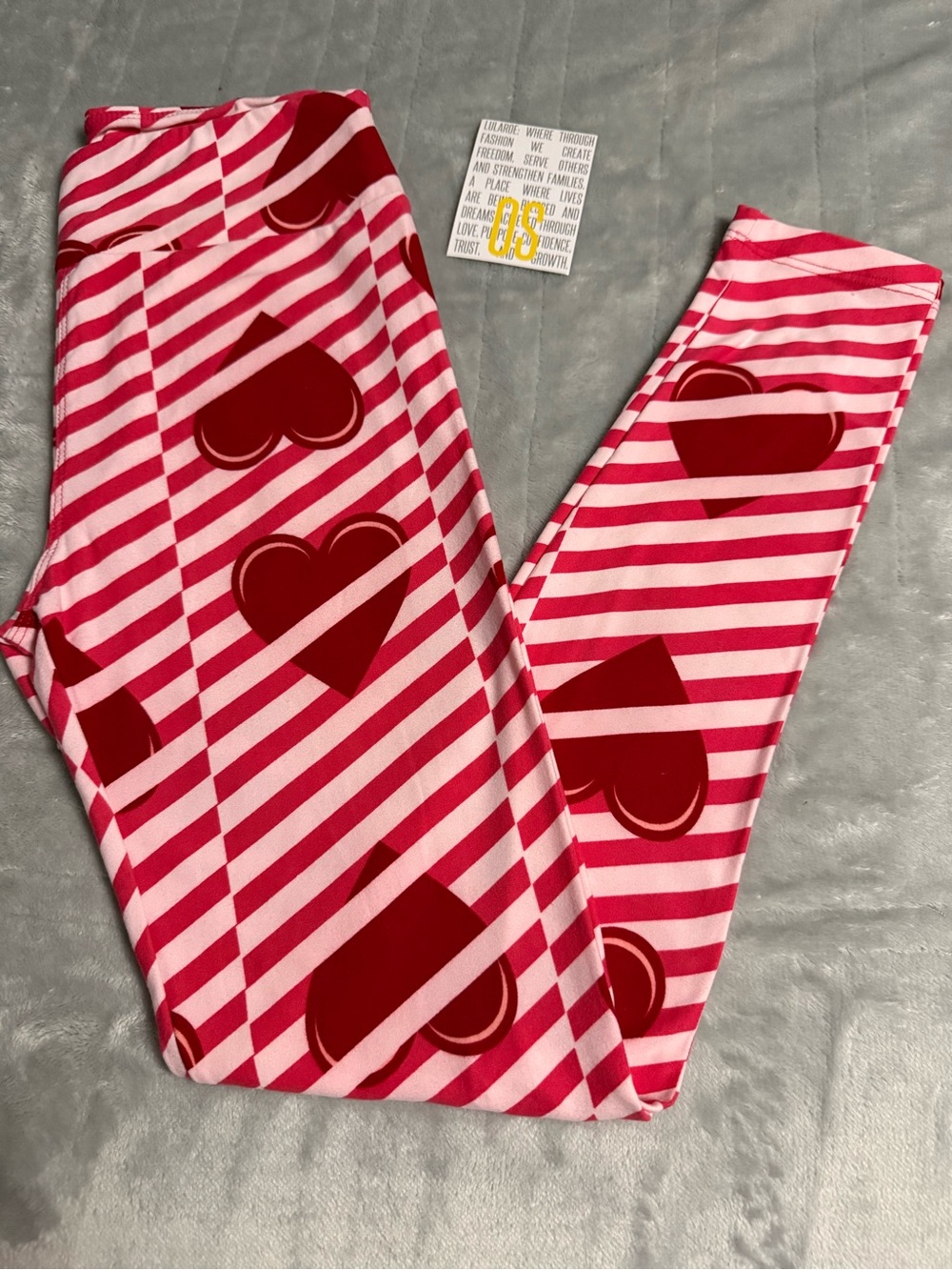 New Lularoe OS hearts and stripes Valentine’s Day leggings!